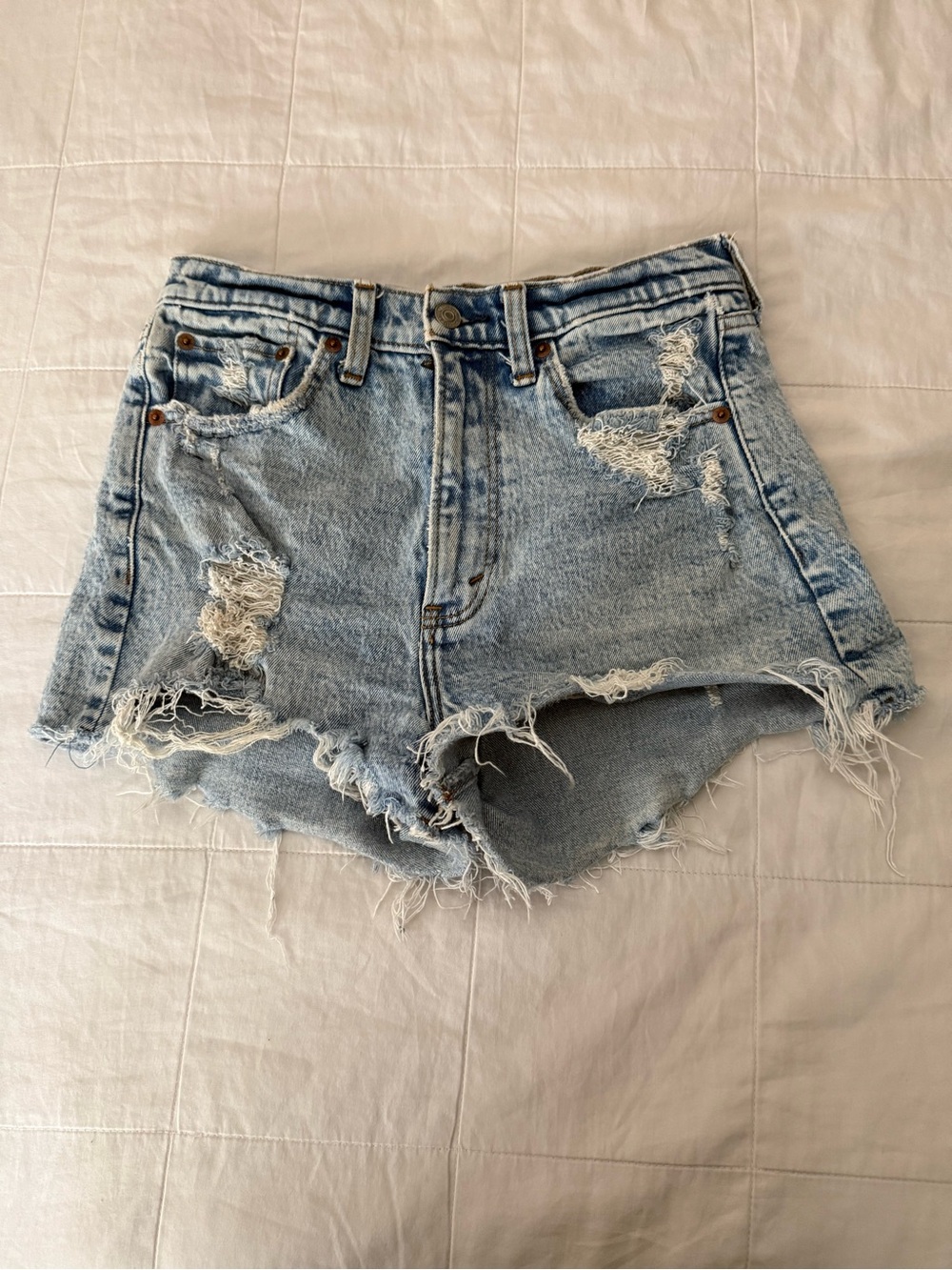 Abercrombie & Fitch High Rise Mom Short - Picture 7 of 9